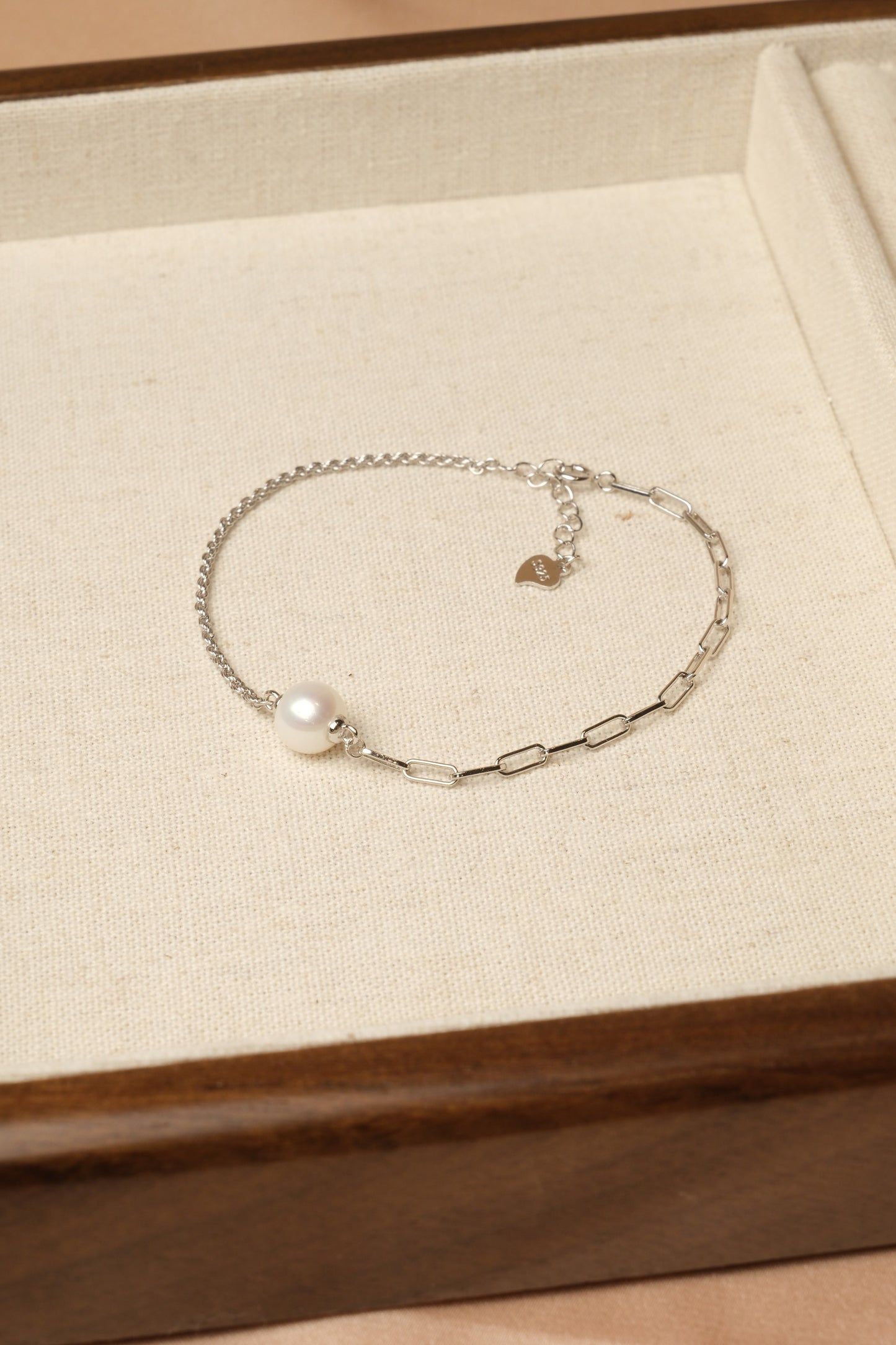 Reverie Pearl Bracelet
