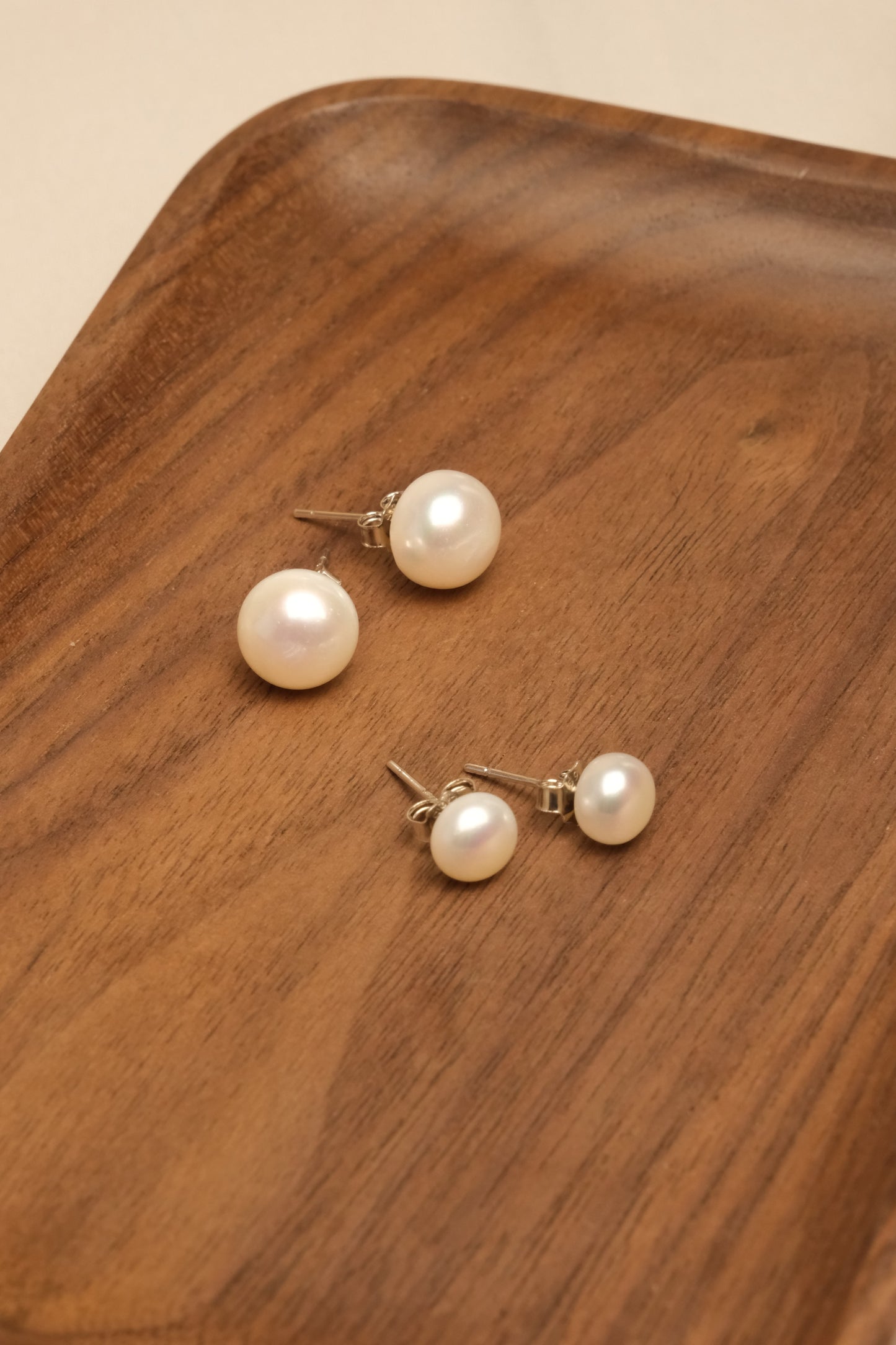 The Pearl Stud Earrings - Button shape