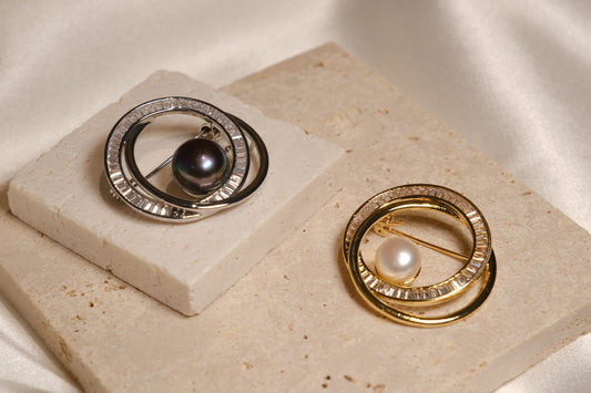 Duo Loop Pearl Brooch Pin