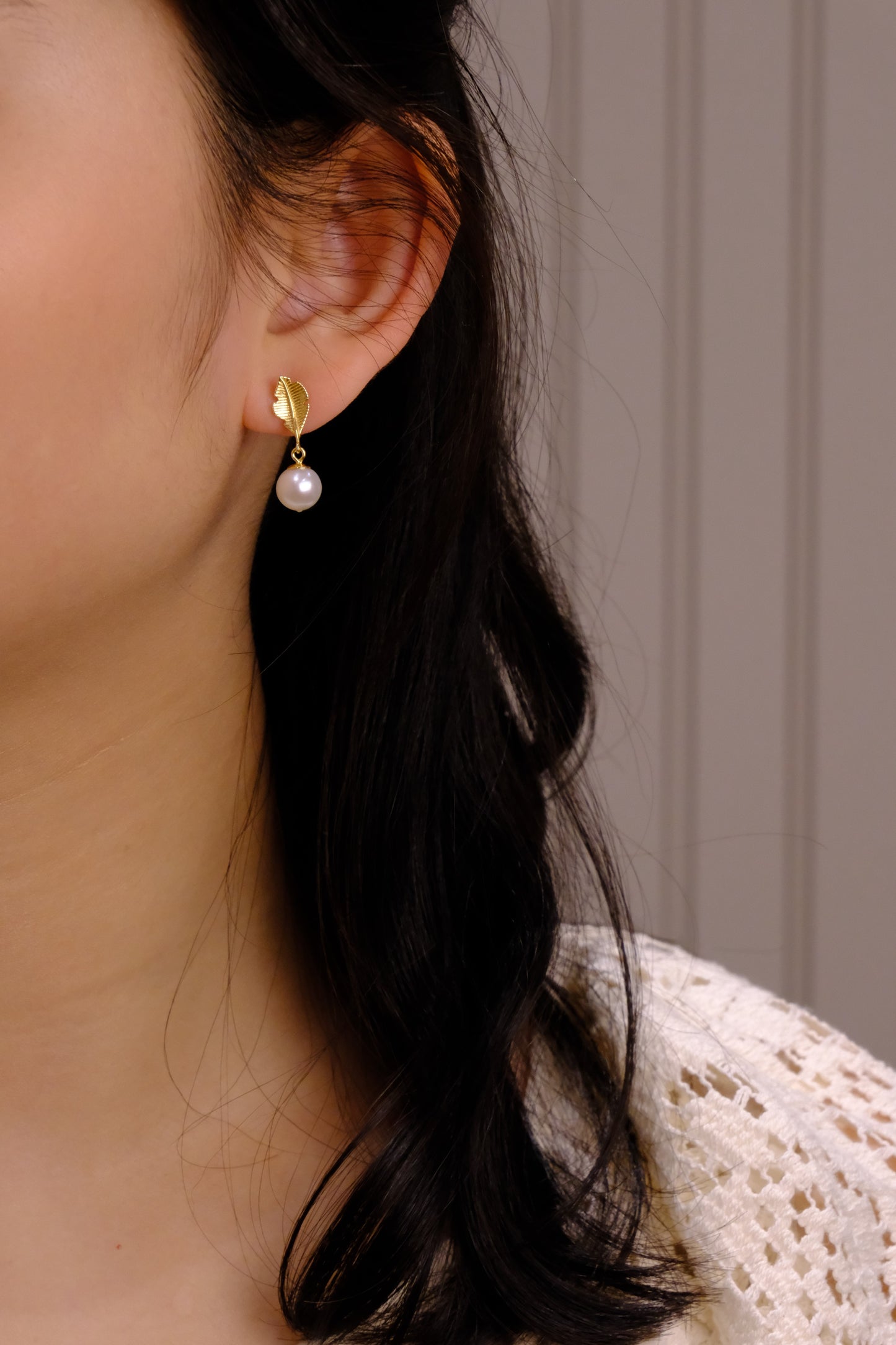 Petal Pearl Earrings