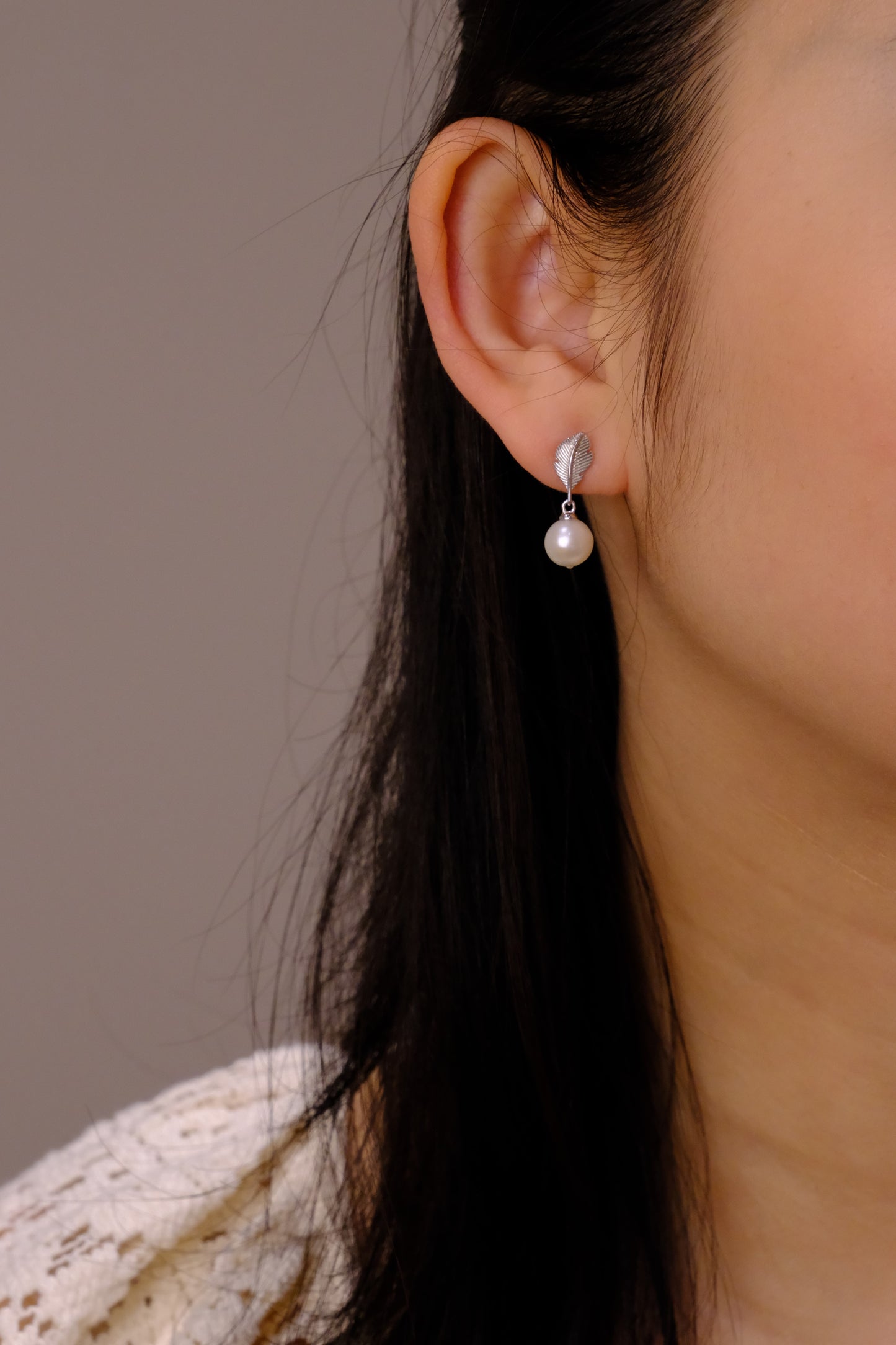 Petal Pearl Earrings