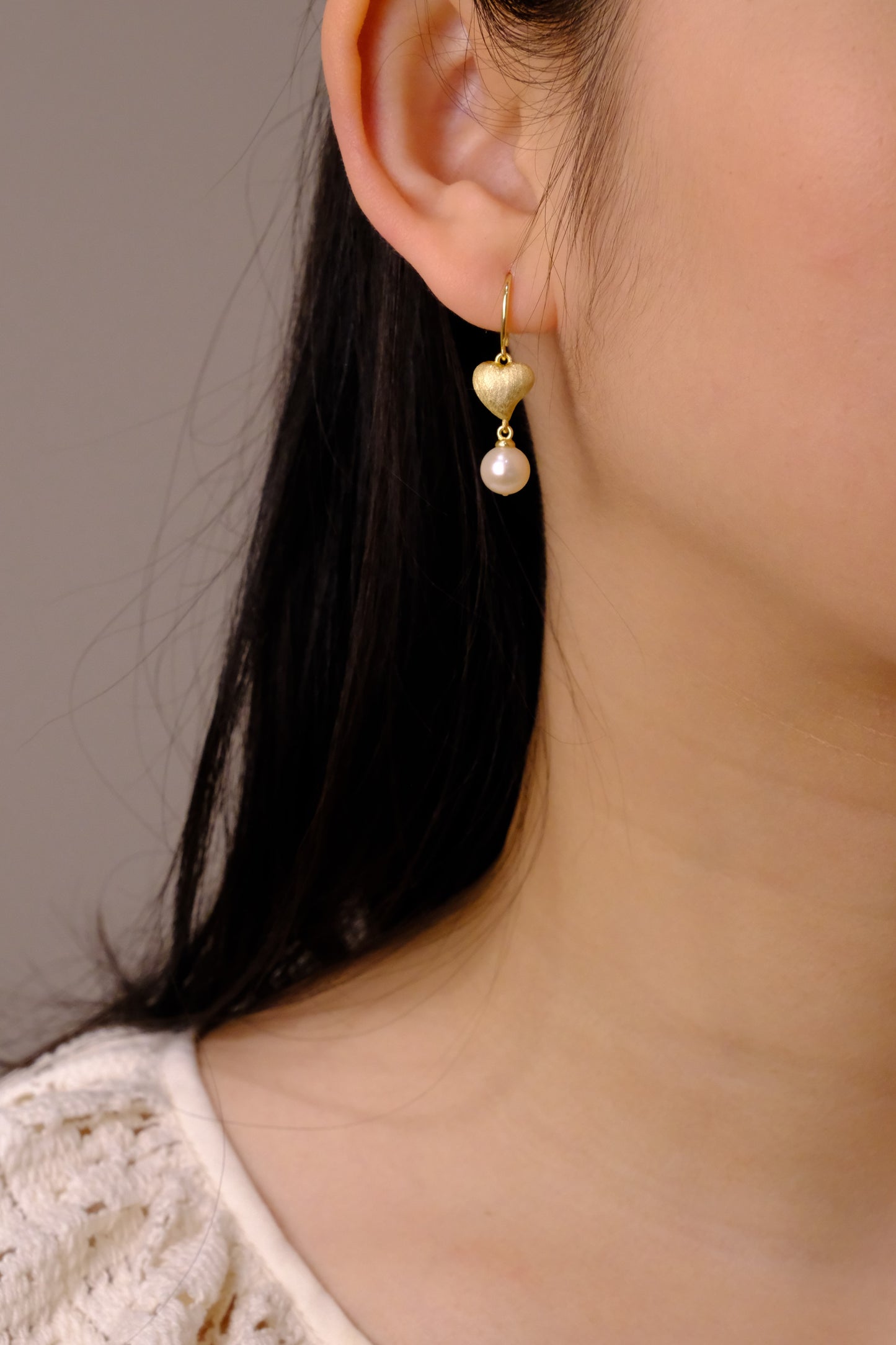 Valentina Pearl Hook