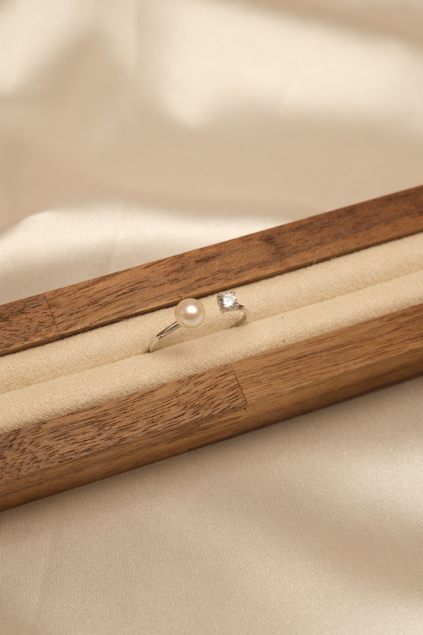 Dia Dewdrop Pearl Ring