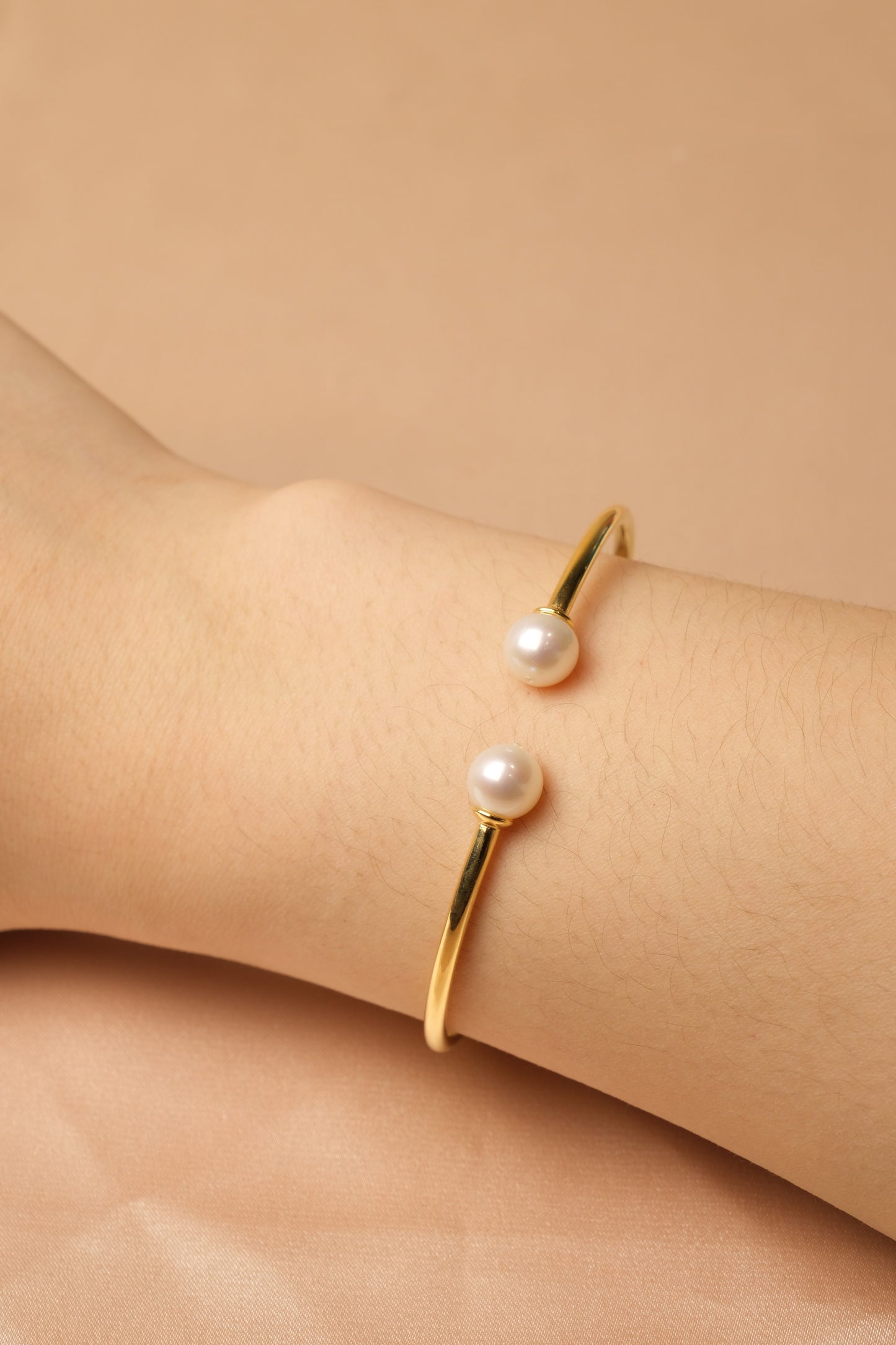 Lush Duo Pearl Bracelet