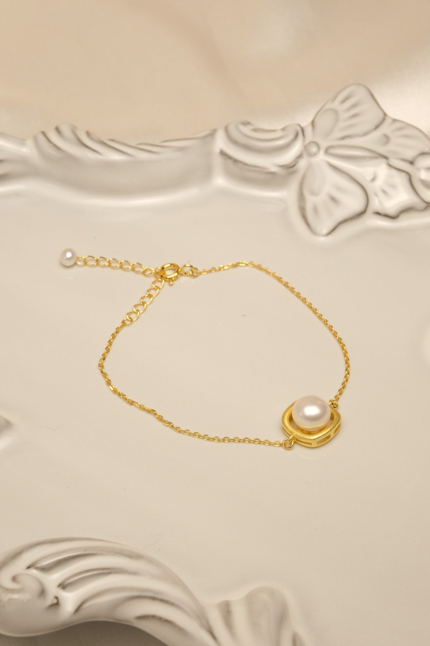 Remi Pearl Bracelet