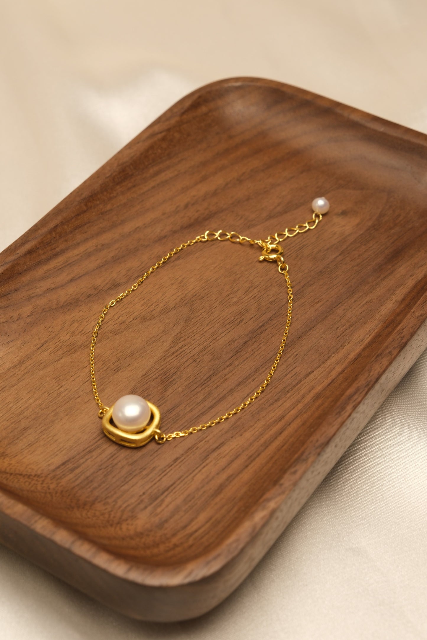 Remi Pearl Bracelet