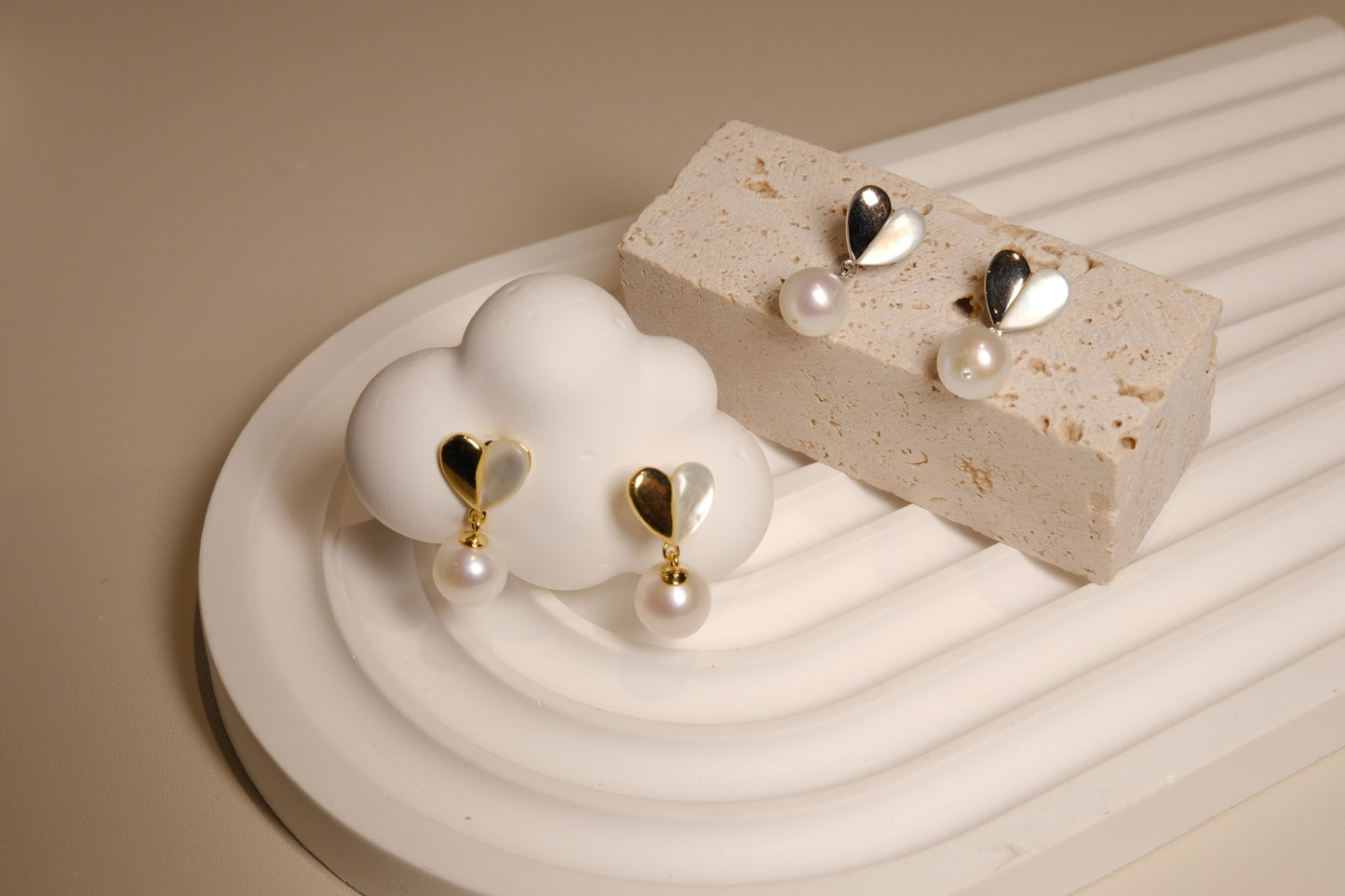 Amour Pearl Earrings