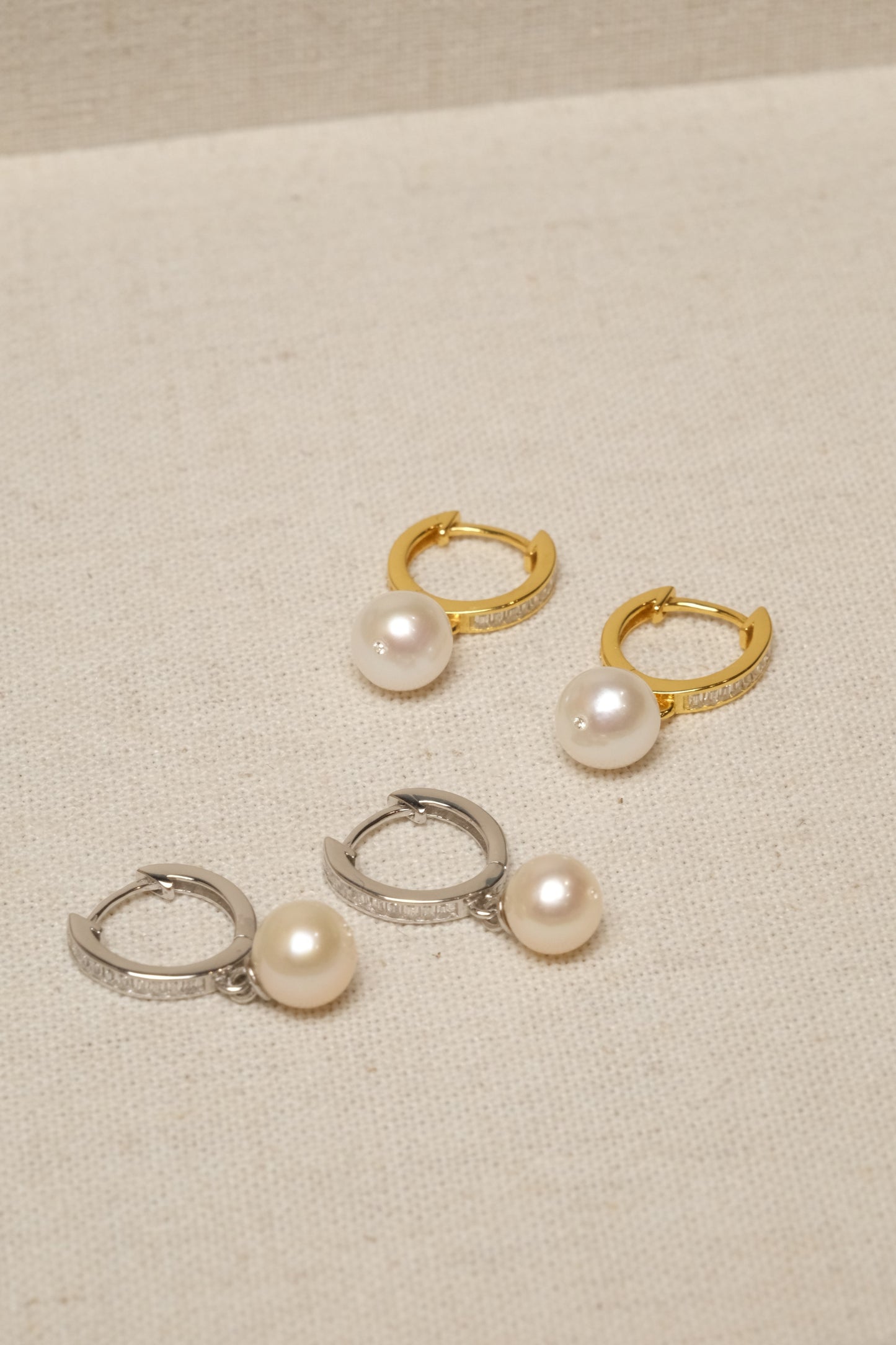Clio Pearl Hoop