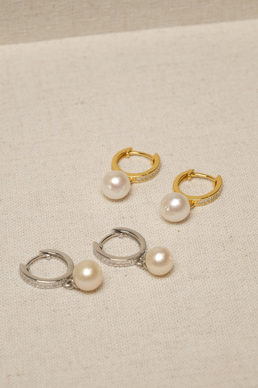 Clio Pearl Hoop