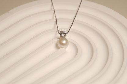 Diana Pearl Necklace
