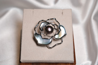 Rose Pearl Brooch Pin