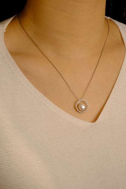 Hazel Pearl Necklace