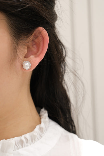 Nova Pearl Studs