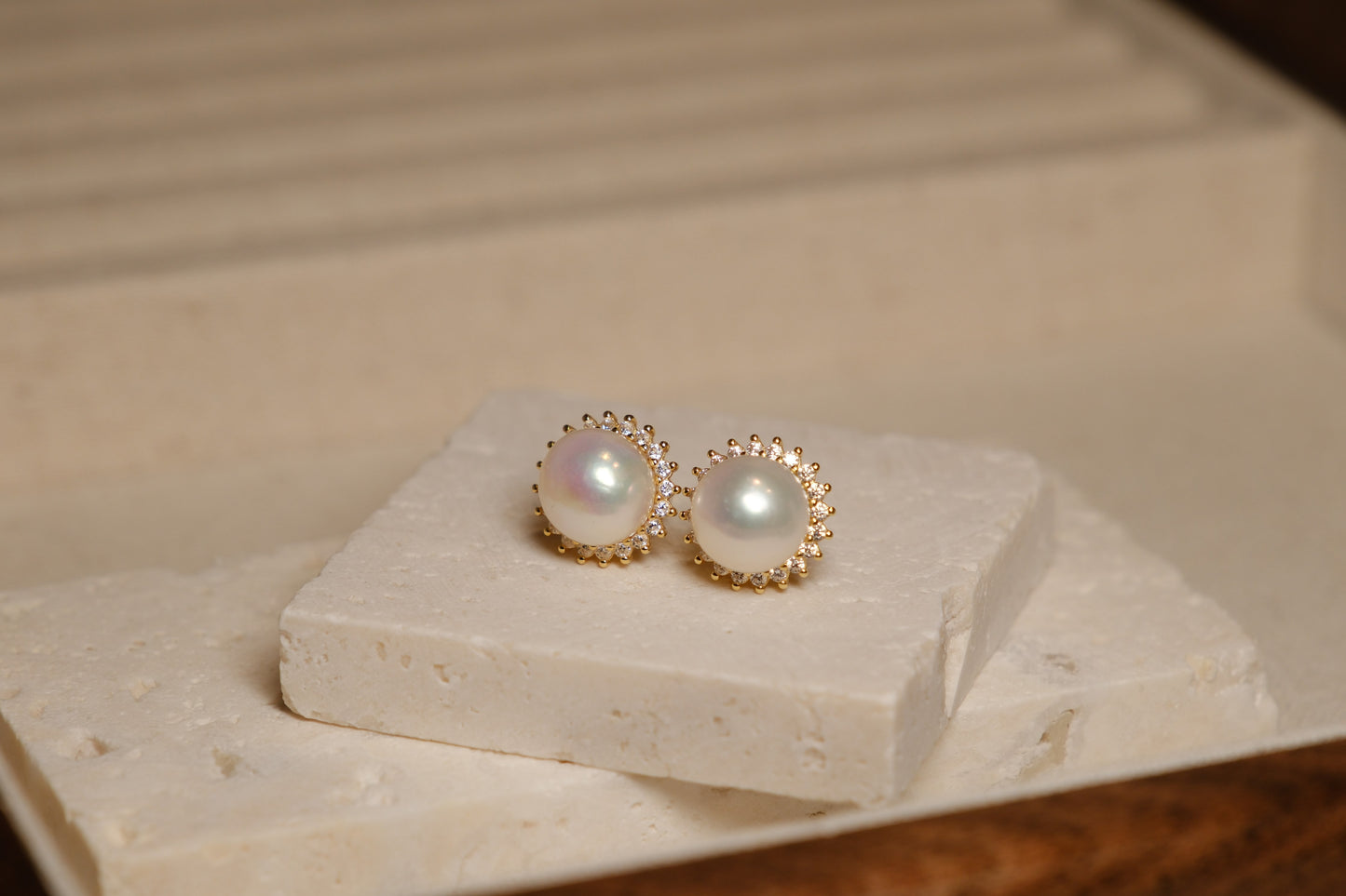 Nova Pearl Studs