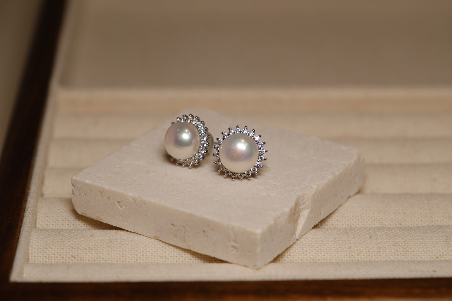 Nova Pearl Studs