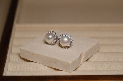 Nova Pearl Studs