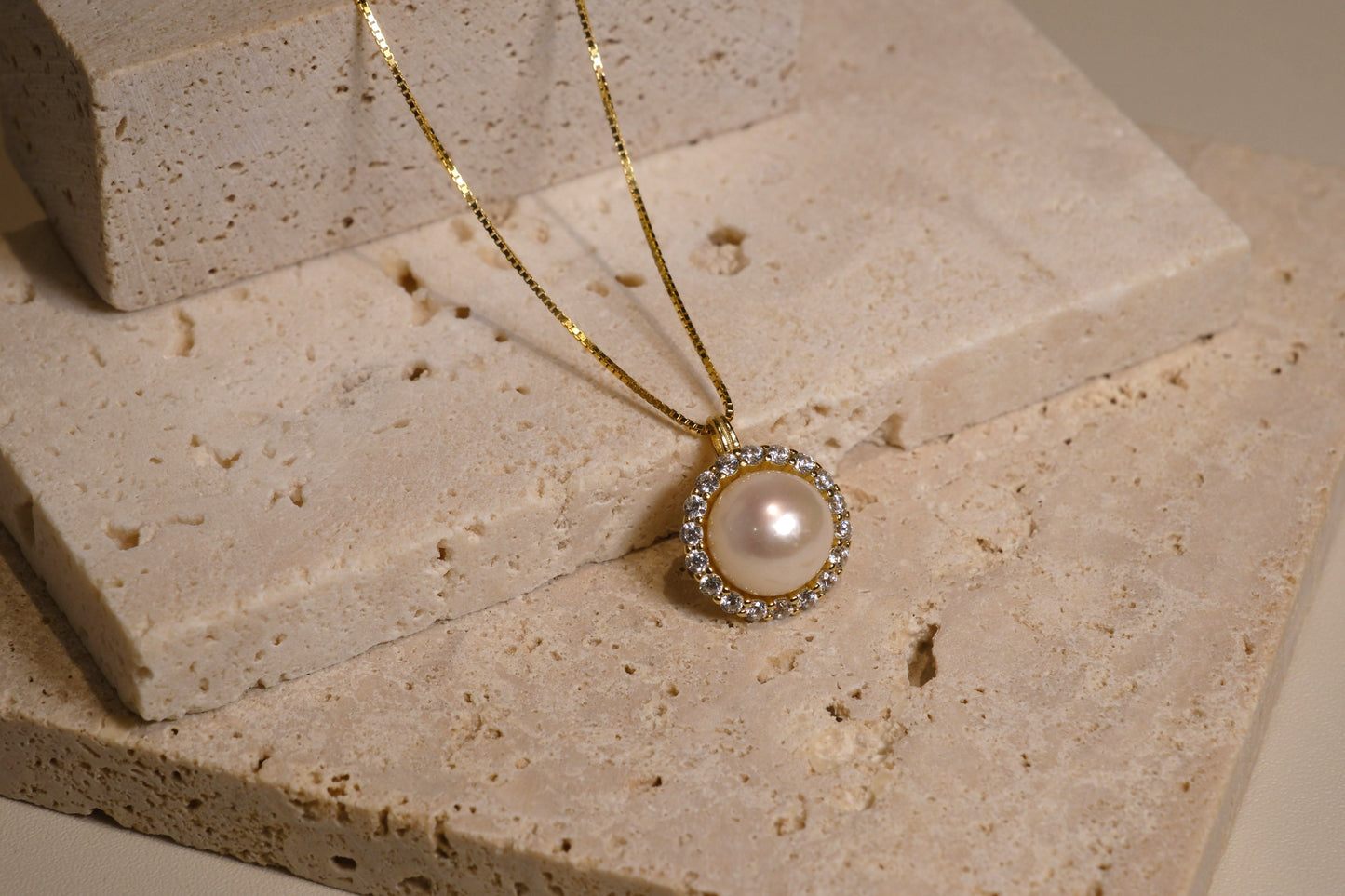 Nova Pearl Necklace