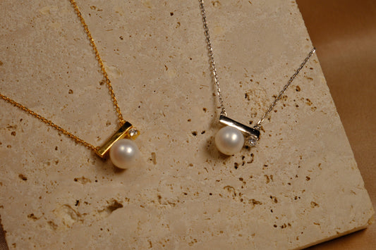 Serene Pearl Necklace