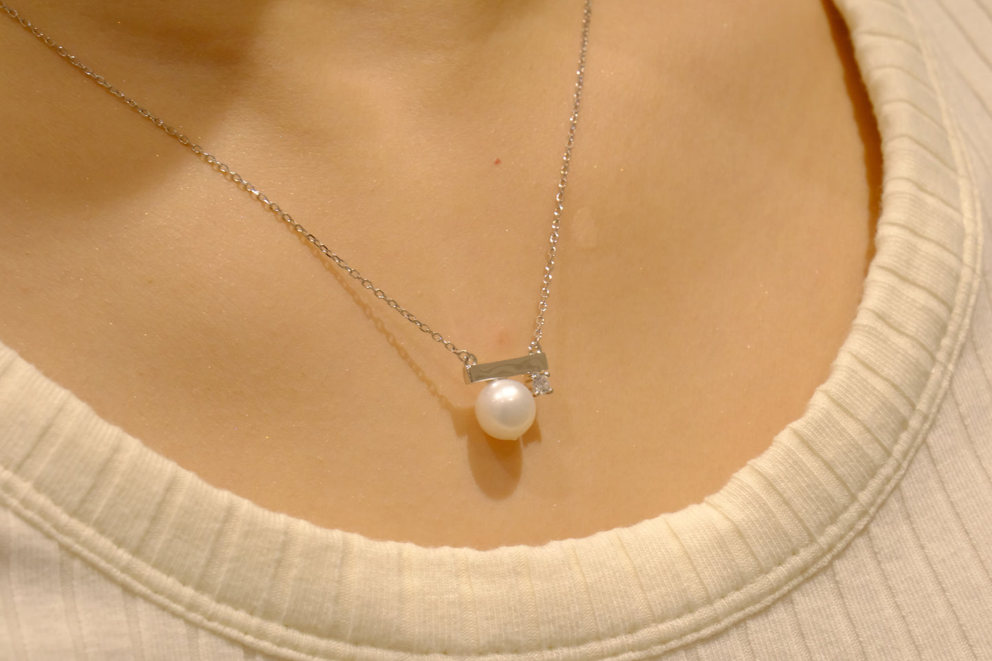 Serene Pearl Necklace
